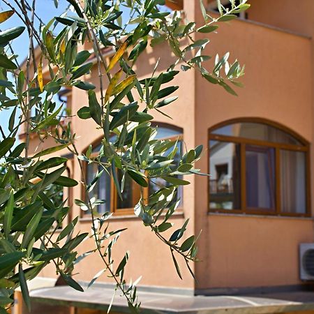 Apartments Kanegra Ουμάγκ Εξωτερικό φωτογραφία