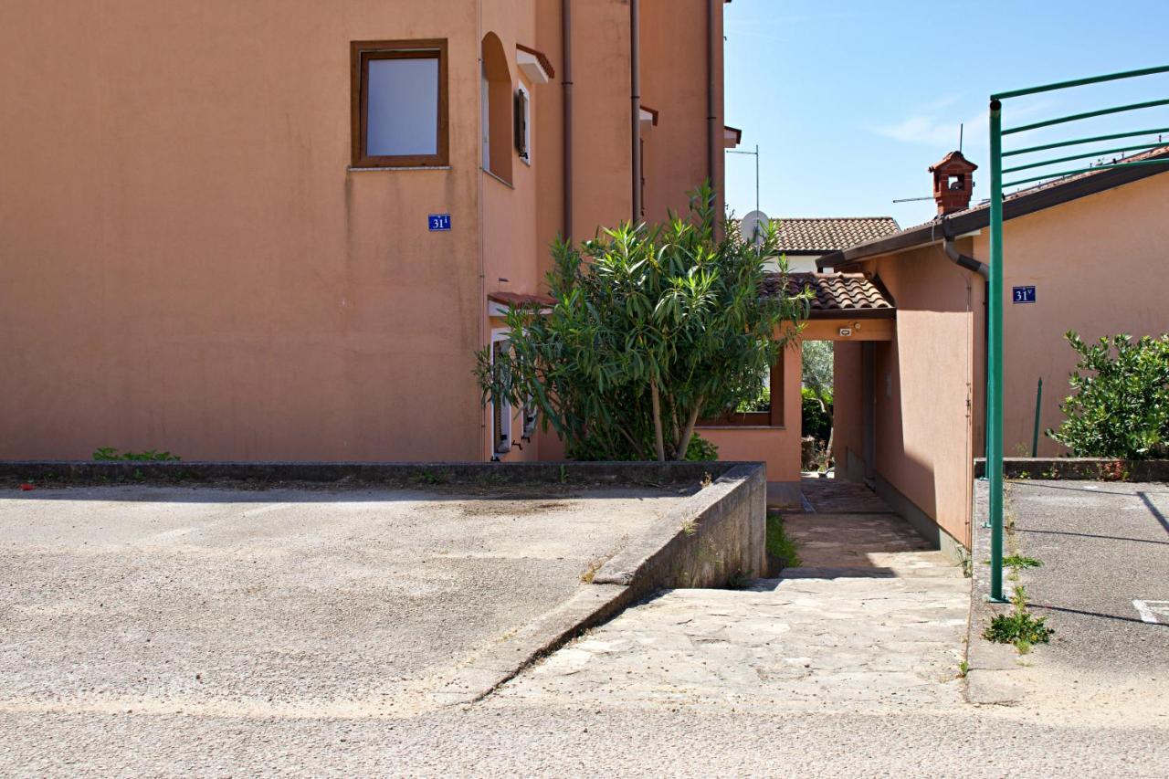 Apartments Kanegra Ουμάγκ Εξωτερικό φωτογραφία