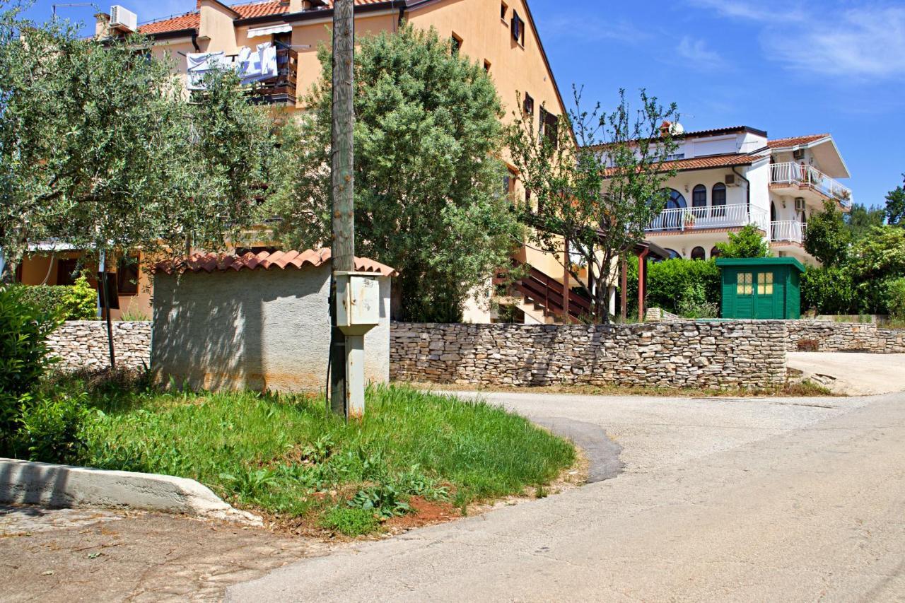 Apartments Kanegra Ουμάγκ Εξωτερικό φωτογραφία