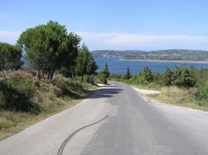 Apartments Kanegra Ουμάγκ Εξωτερικό φωτογραφία